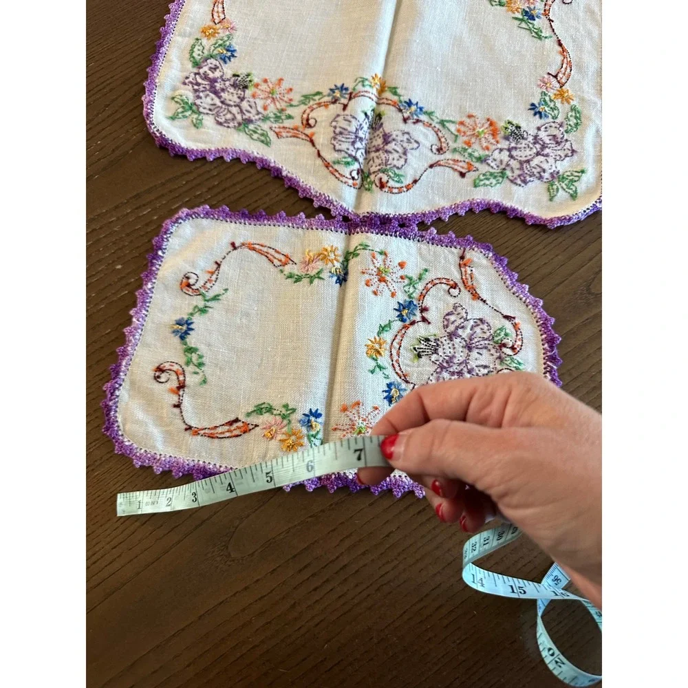 Vintage Hand Embroidered Linen Vanity Set Purple Floral Crochet Lace Trim 2pc